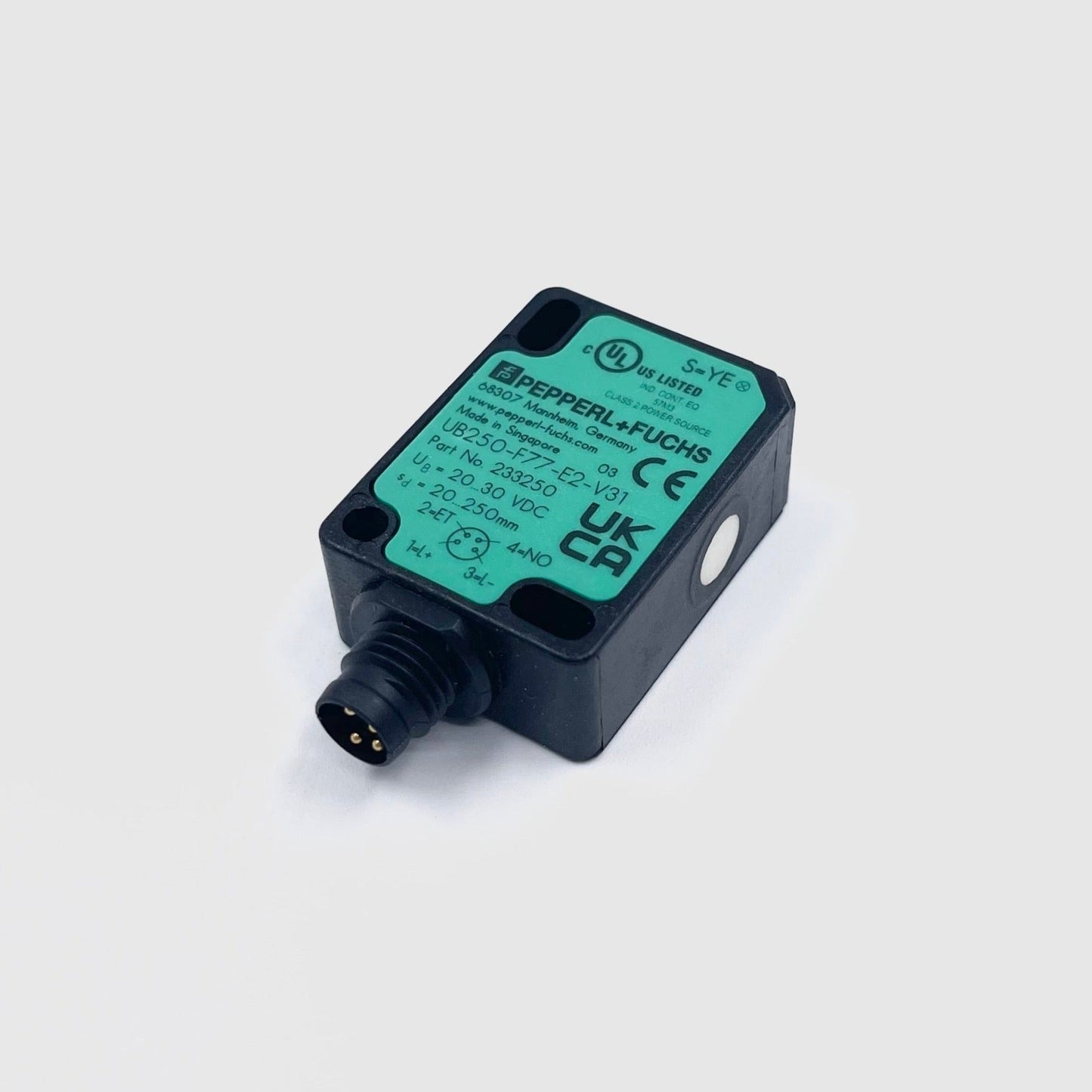 UB250-F77-E2-V31 / PF 233250 - Ultrasonic Direct Detection Sensor