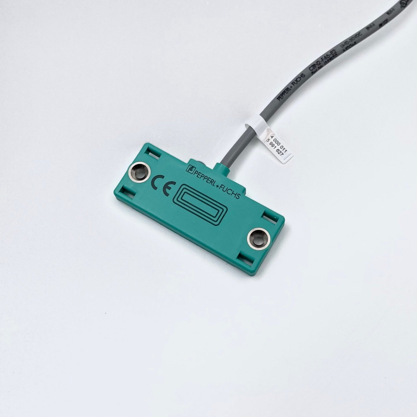 CBN2-F46-E2 / PF 051970 - Capacitive Sensor