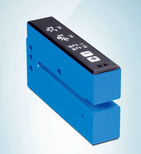 SICK UFN3-70B413 - Fork Sensor Ultrasonic
